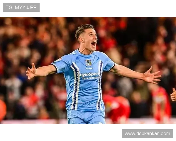 哲凯赖什半场数据尴尬零射门七次丢失球权遭曼城全面压制 哲凯赖什半场数据尴尬零射门七次丢失球权遭曼城全面压制